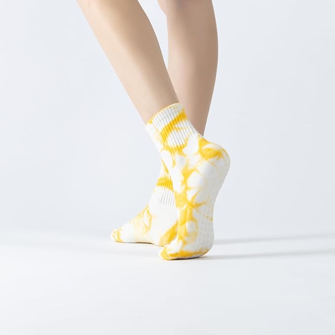 Yoga Pilates Socks with Grips for Women Non Slip Fleece Tie Dye Cushioned Ankle Socks for Barre Ballet Dance