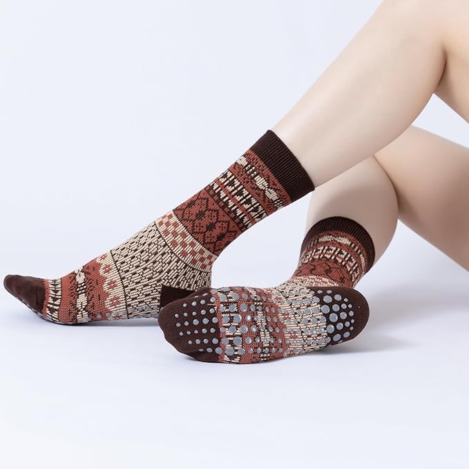 Yoga Pilates Socks with Grips for Women Knit Patterned Non Slip Cushioned Crew Socks for Barre Ballet Dance