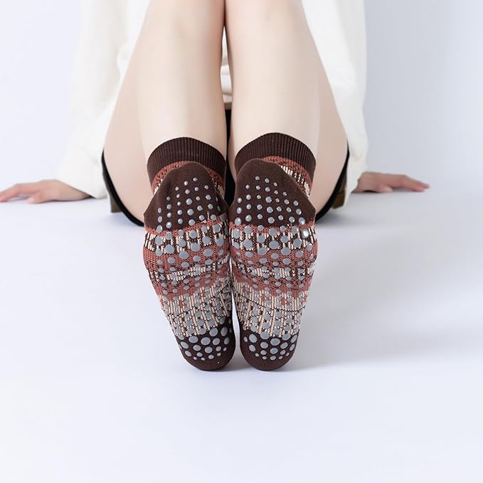Yoga Pilates Socks with Grips for Women Knit Patterned Non Slip Cushioned Crew Socks for Barre Ballet Dance