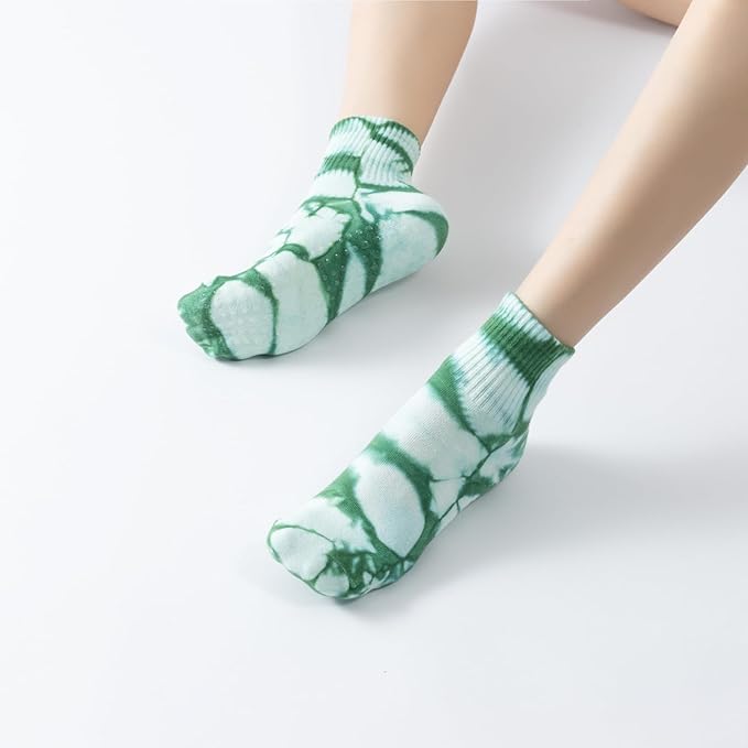 Yoga Pilates Socks with Grips for Women Non Slip Fleece Tie Dye Cushioned Ankle Socks for Barre Ballet Dance