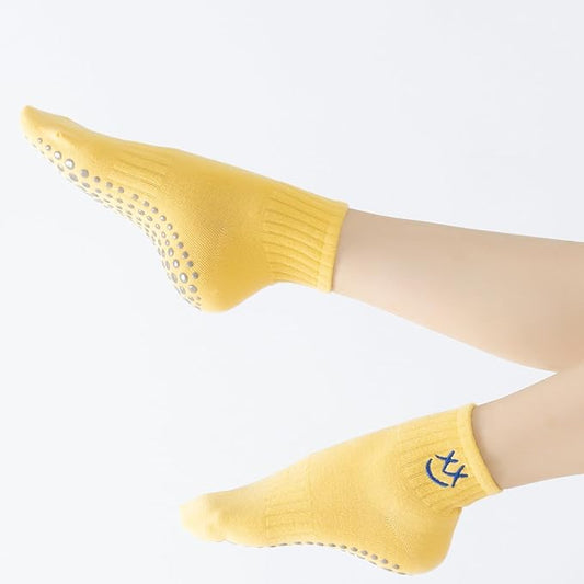 Yoga Pilates Socks with Grips for Women Non Slip Colorful Cushioned Ankle Socks for Barre Ballet Dance