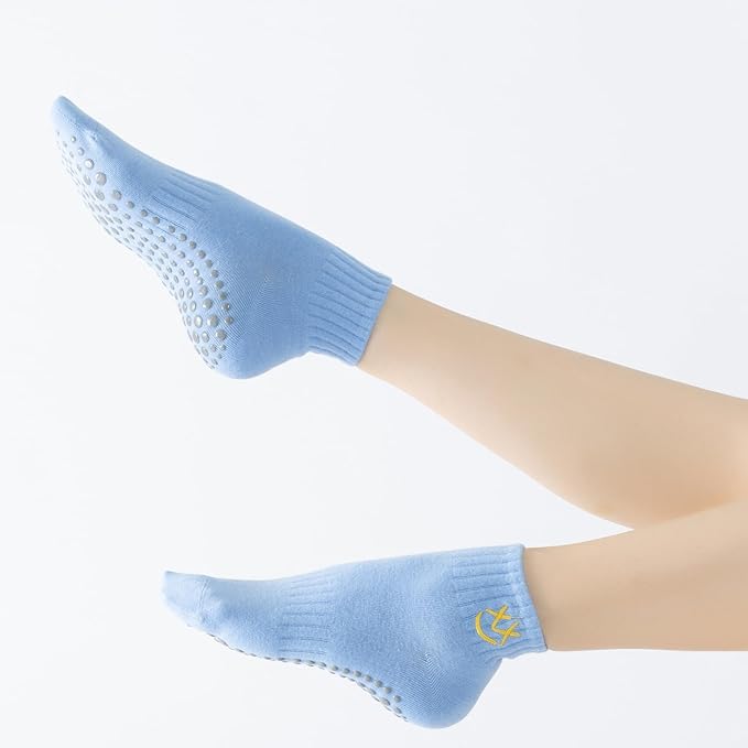 Yoga Pilates Socks with Grips for Women Non Slip Colorful Cushioned Ankle Socks for Barre Ballet Dance