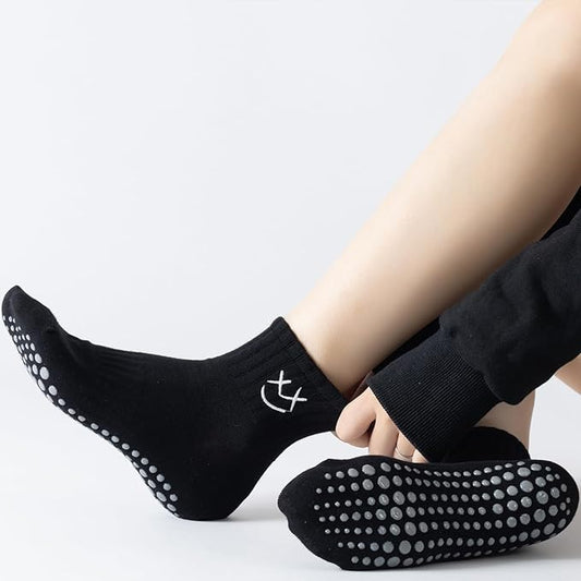 Yoga Pilates Socks with Grips for Women Non Slip Colorful Cushioned Ankle Socks for Barre Ballet Dance