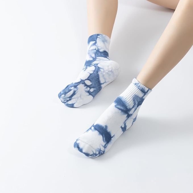 Yoga Pilates Socks with Grips for Women Non Slip Fleece Tie Dye Cushioned Ankle Socks for Barre Ballet Dance