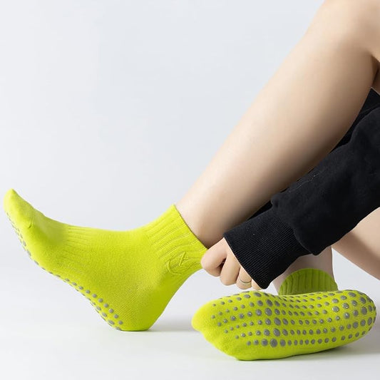 Yoga Pilates Socks with Grips for Women Non Slip Colorful Cushioned Ankle Socks for Barre Ballet Dance