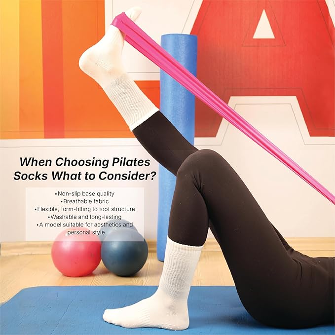 BELINO Pilates Socks for Women with Non Slip Grippers – Crew Socks for Yoga, Barre, Gym, Workout, Hospital 4 Pairs