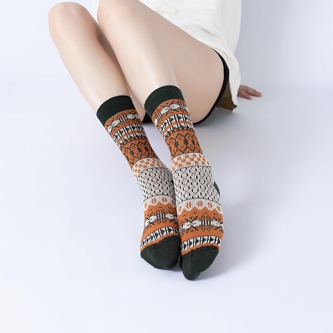 Yoga Pilates Socks with Grips for Women Knit Patterned Non Slip Cushioned Crew Socks for Barre Ballet Dance