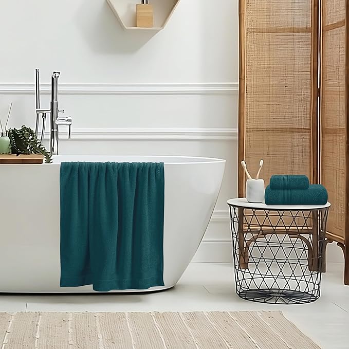 Belizzi Home Ultra Soft 3 Pack Cotton Towel Set, Contains a Bath Towel 28x55 inch, a Hand Towel 16x24 inch & a Wash Coth 12x12 inch, Ideal Everyday use, Compact & Lightweight - Teal