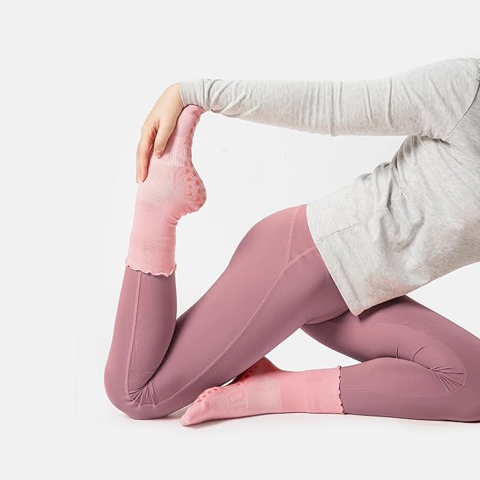 CoolMate 2/3/4 Pairs Pilates Socks with Grips for Women, Cute Yoga Socks, Crew Non Slip Women for Barre, Pilates Gifts
