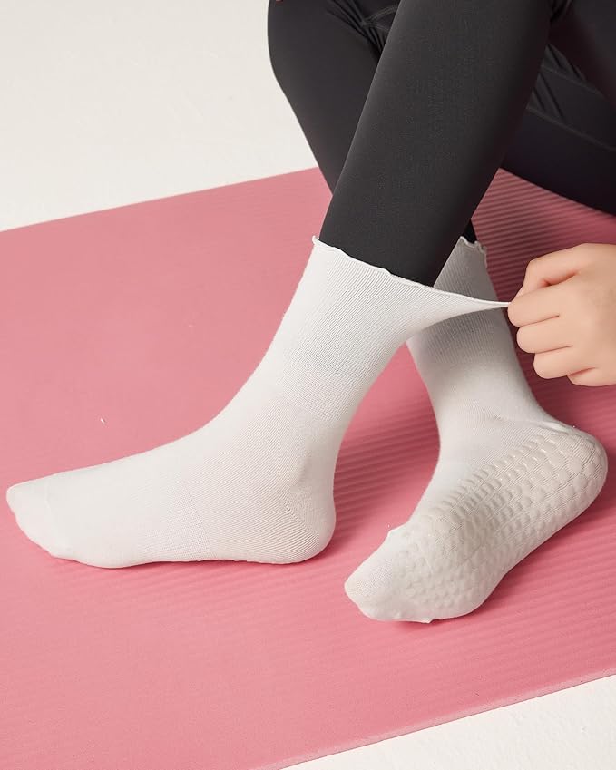 REACH STAR 4 Pairs Pilates Socks with Grips Non Slip Ruffle Yoga Grip Socks for Women