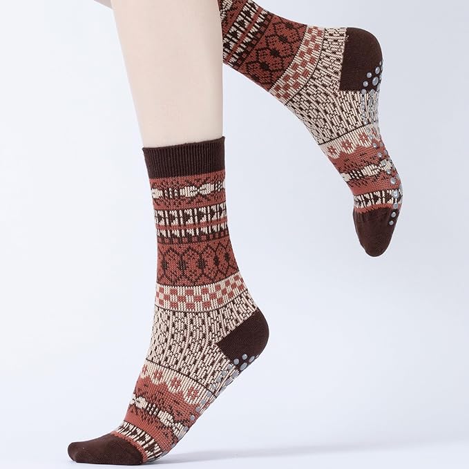 Yoga Pilates Socks with Grips for Women Knit Patterned Non Slip Cushioned Crew Socks for Barre Ballet Dance