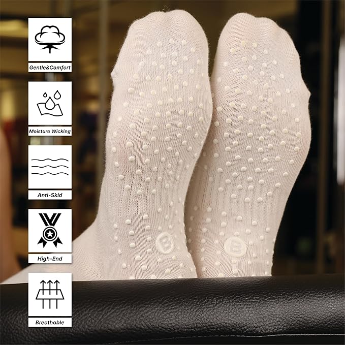 BELINO Pilates Socks for Women with Non Slip Grippers – Crew Socks for Yoga, Barre, Gym, Workout, Hospital 4 Pairs