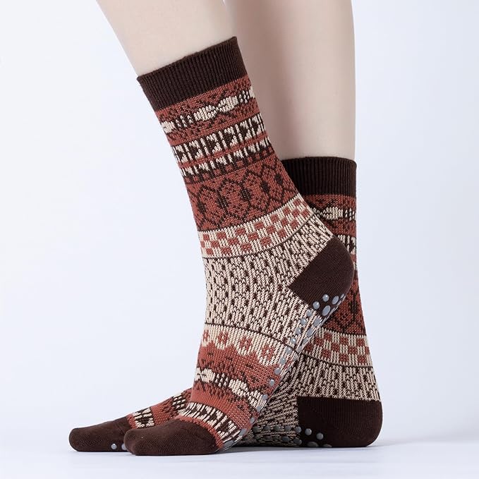 Yoga Pilates Socks with Grips for Women Knit Patterned Non Slip Cushioned Crew Socks for Barre Ballet Dance